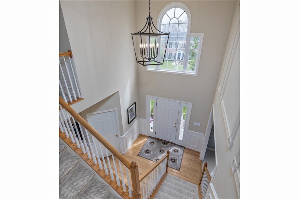 328 Buffalo Ridge Road Canonsburg, PA 15317 - Photo 3 of 25 Gallery Image 3