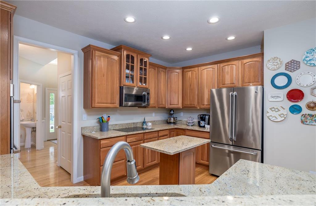 328 Buffalo Ridge Road Canonsburg, PA 15317 - Photo 7 of 25 Gallery Image 7