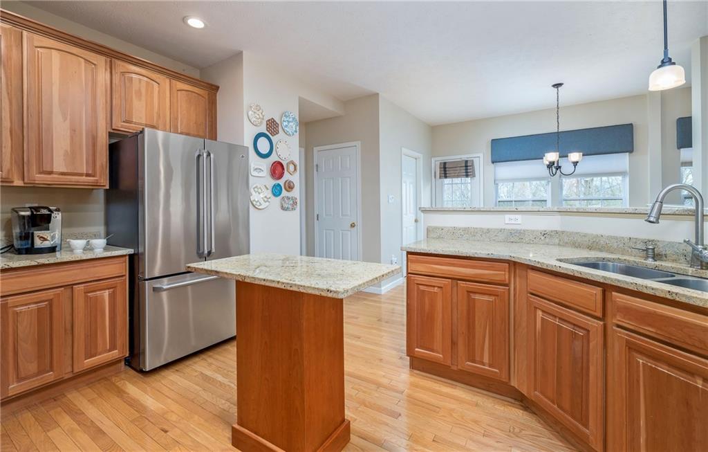 328 Buffalo Ridge Road Canonsburg, PA 15317 - Photo 8 of 25 Gallery Image 8