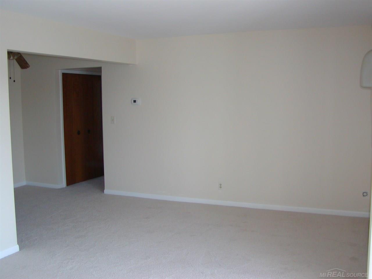 23321 Kelly Road, Unit 7 Eastpointe, MI 48021 - Photo 8 of 14
