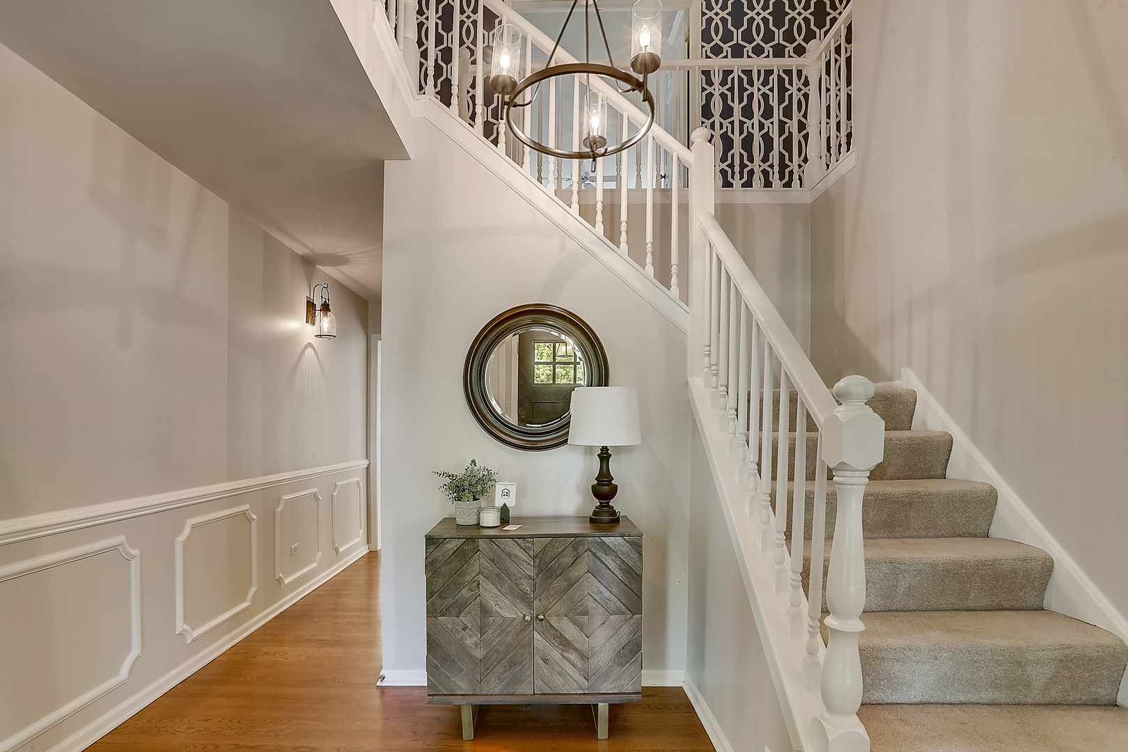 1760 Saddle Hill Road Libertyville, IL 60048 - Photo 3 of 28 a view of entryway with wooden floor