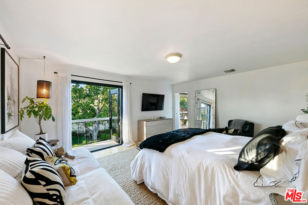 6120 Cavalleri Road Malibu, CA 90265 - Photo 35 of 54