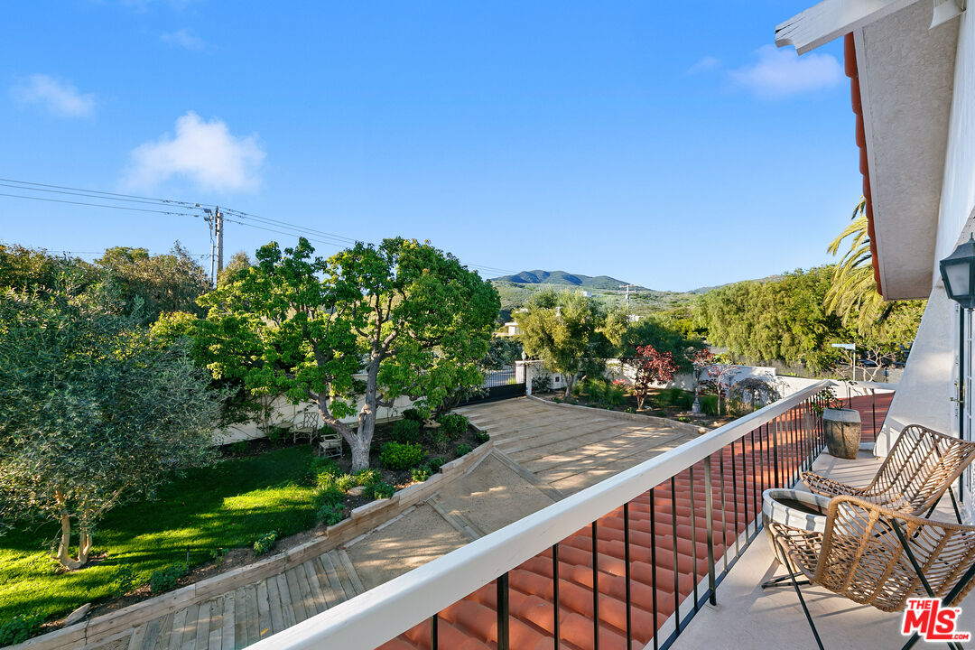 6120 Cavalleri Road Malibu, CA 90265 - Photo 38 of 54