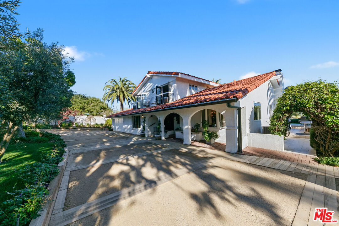 6120 Cavalleri Road Malibu, CA 90265 - Photo 51 of 54