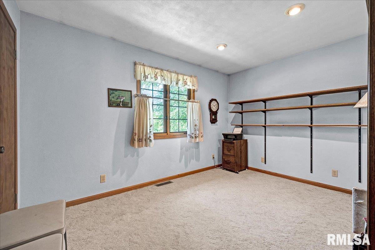 8214 West Mapleridge Road Mapleton, IL 61547 - Photo 19 of 50