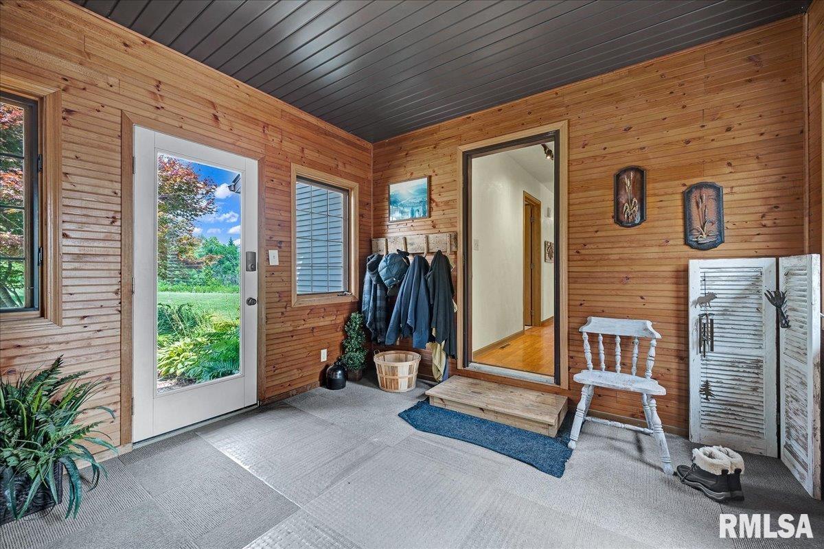 8214 West Mapleridge Road Mapleton, IL 61547 - Photo 5 of 50