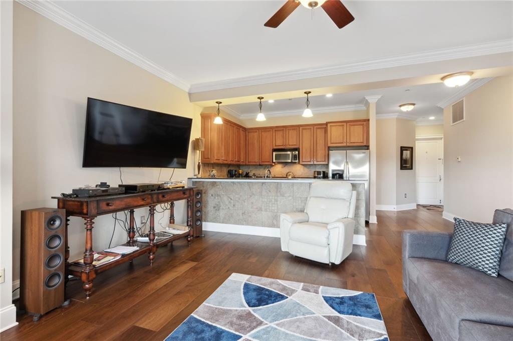 620 Decatur Street, Unit N New Orleans, LA 70130 - Photo 12 of 20 Gallery Image 12