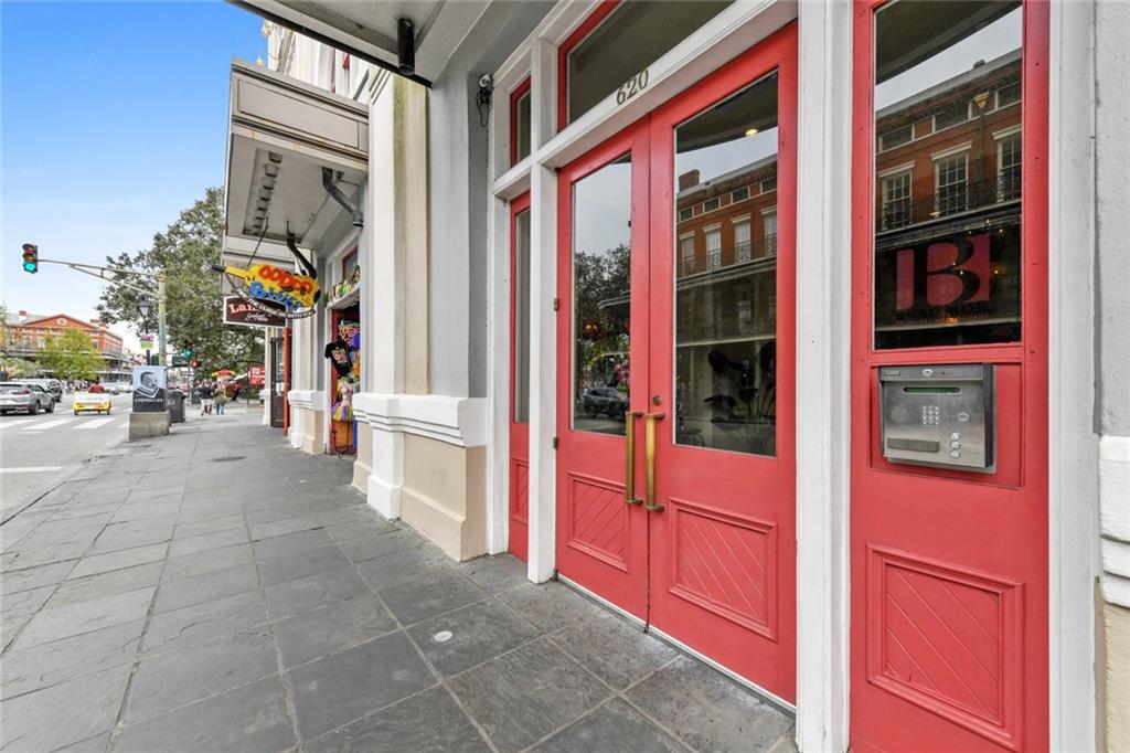 620 Decatur Street, Unit N New Orleans, LA 70130 - Photo 7 of 20 Gallery Image 7