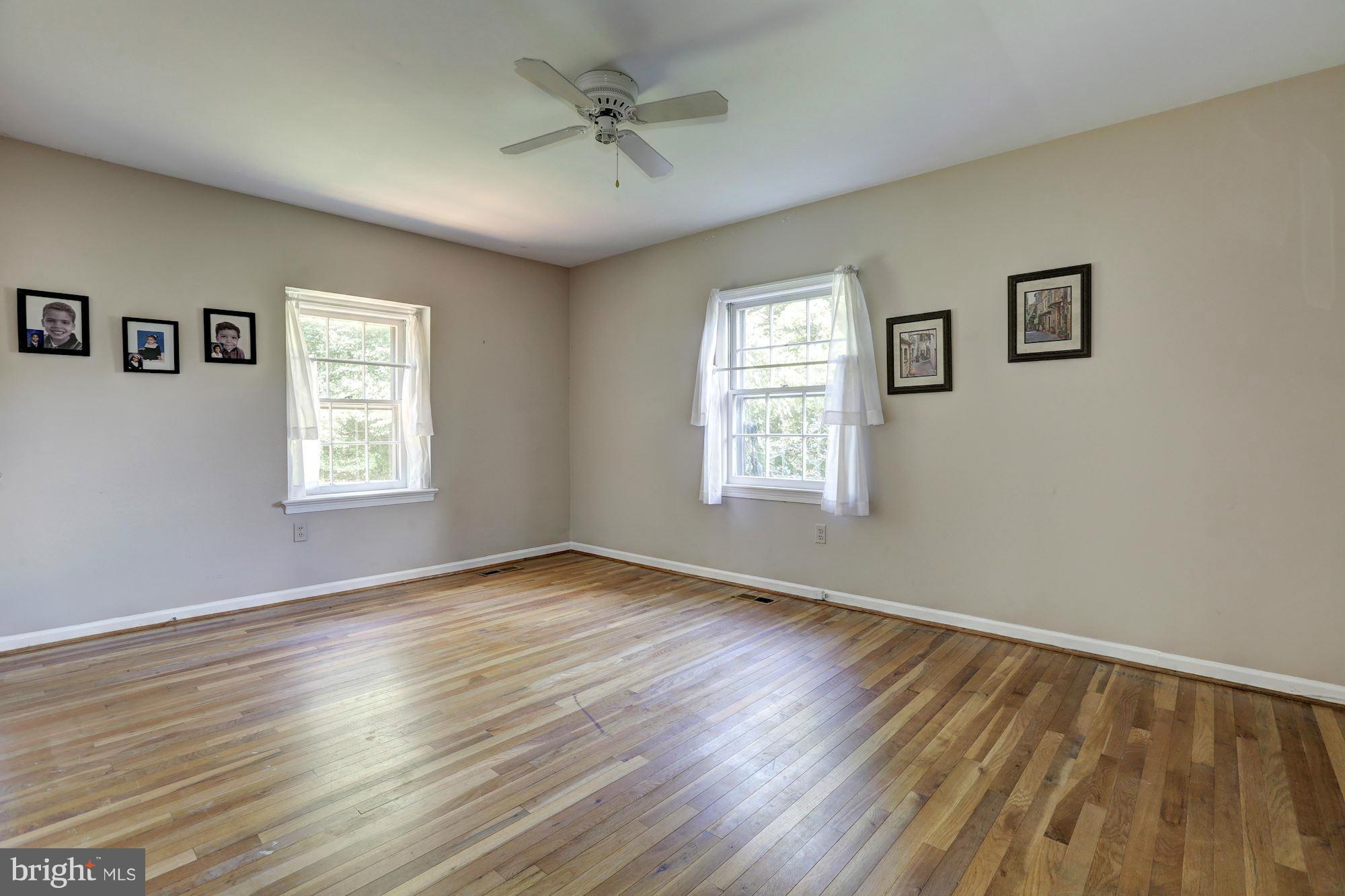 11804 Gregerscroft Road Potomac, MD 20854 - Photo 17 of 23 Bedroom #2