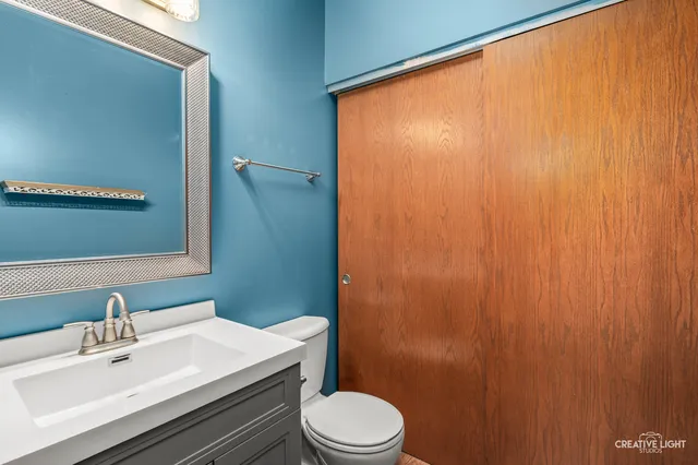 $285,900 | 1602 Fieldstone Drive South, Shorewood, IL 60404