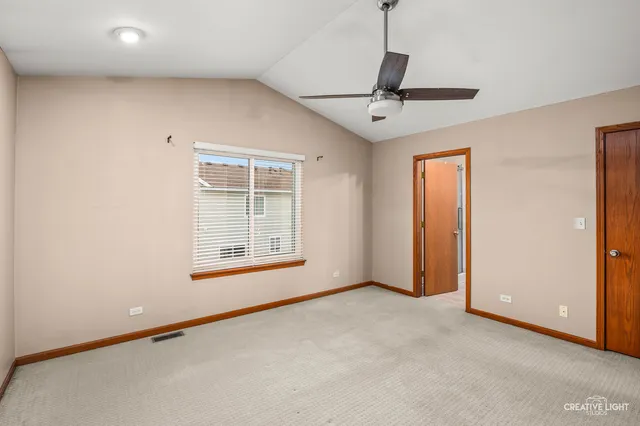 $285,900 | 1602 Fieldstone Drive South, Shorewood, IL 60404