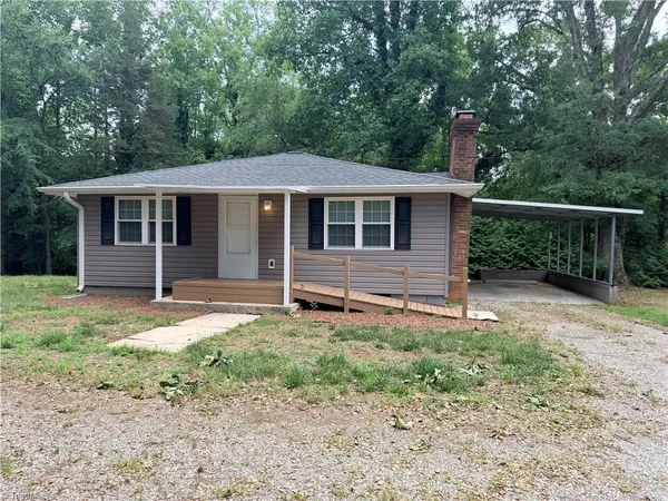 $1,350 | 4974 Yanceyville Road, Browns Summit, NC 27214