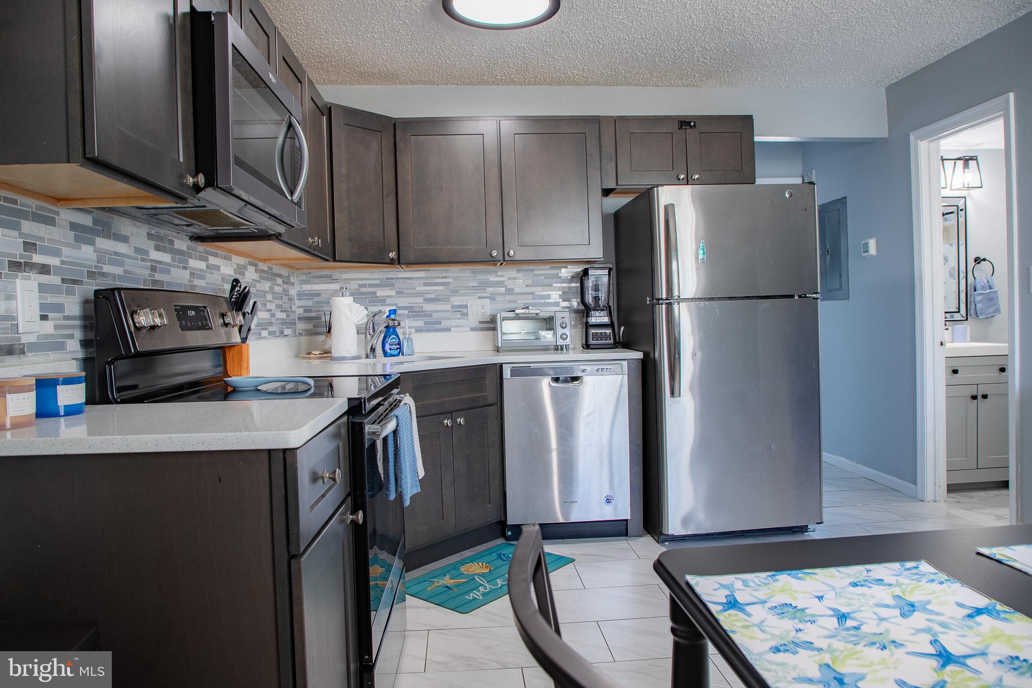 207 8th Street, Unit 101W Ocean City, MD 21842 - Photo 23 of 38