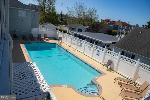 $300,000 | 207 8th Street, Unit 101W, Ocean City, MD 21842
