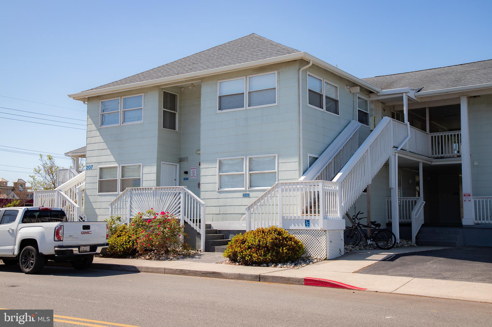 207 8th Street, Unit 101W Ocean City, MD 21842 - Photo 5 of 38