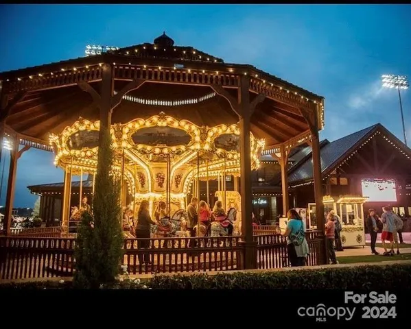 $115,500 | 236 Nottingham Dr Mill Spring, Mill Spring, NC 28756