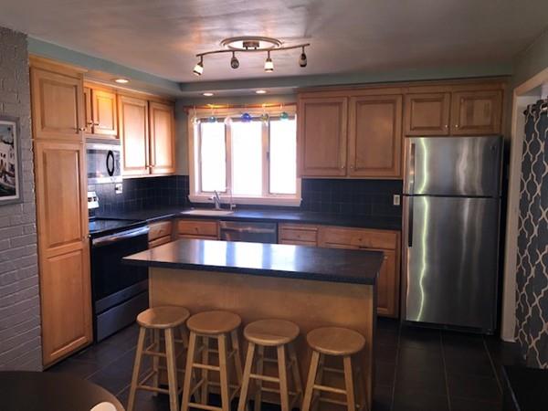 12 Wellesley Road Beverly, MA 01915 - Photo 7 of 17 Gallery Image 7