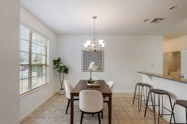 $320,000 | 14815 Avery Ranch Boulevard, Unit 19E, Austin, TX 78717