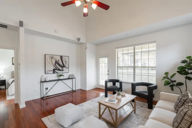 $320,000 | 14815 Avery Ranch Boulevard, Unit 19E, Austin, TX 78717
