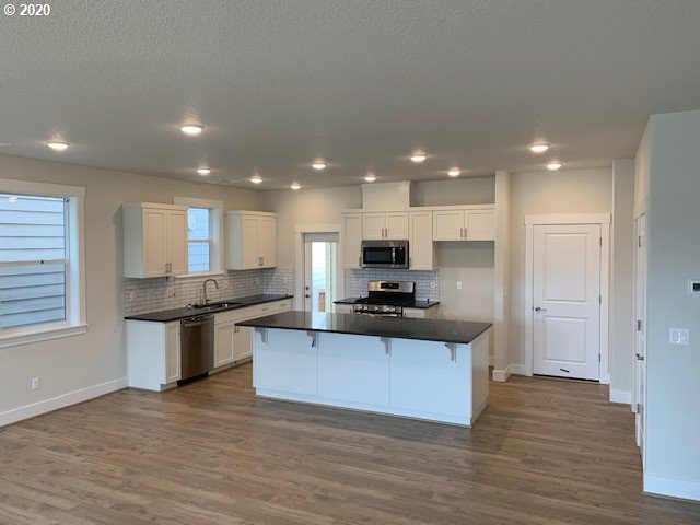 7674 Northwest Kaiser Road Portland, OR 97229 - Photo 2 of 3 Gallery Image 2