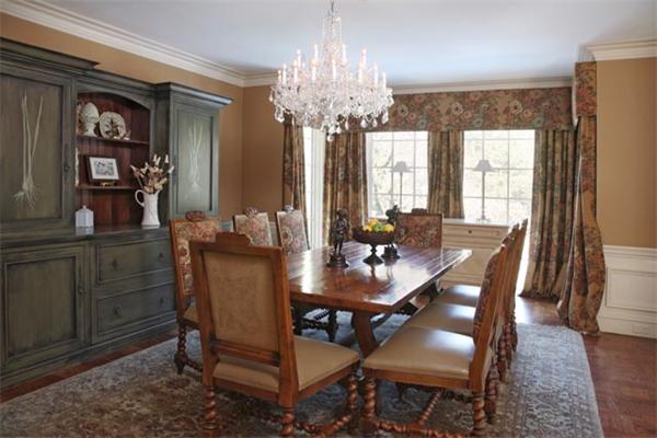 77 Bridle Trail Road Needham, MA 02492 - Photo 3 of 9