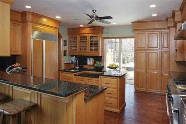 77 Bridle Trail Road Needham, MA 02492 - Photo 4 of 9