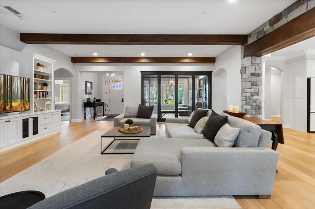 $1,138,000 | 3385 Wimbledon Drive, Redding, CA 96002