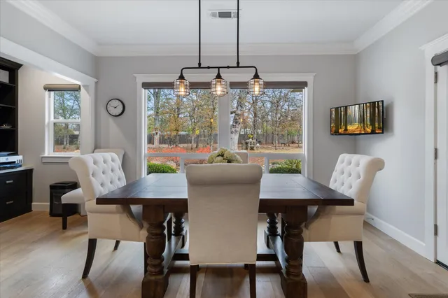 $1,138,000 | 3385 Wimbledon Drive, Redding, CA 96002