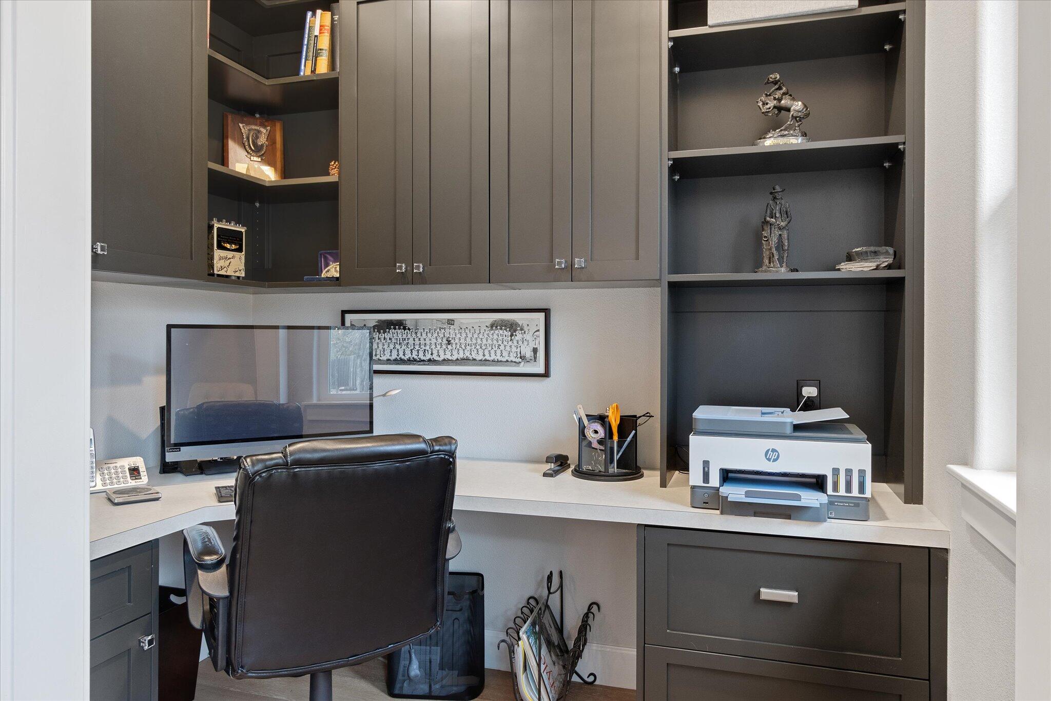 3385 Wimbledon Drive Redding, CA 96002 - Photo 28 of 87 028