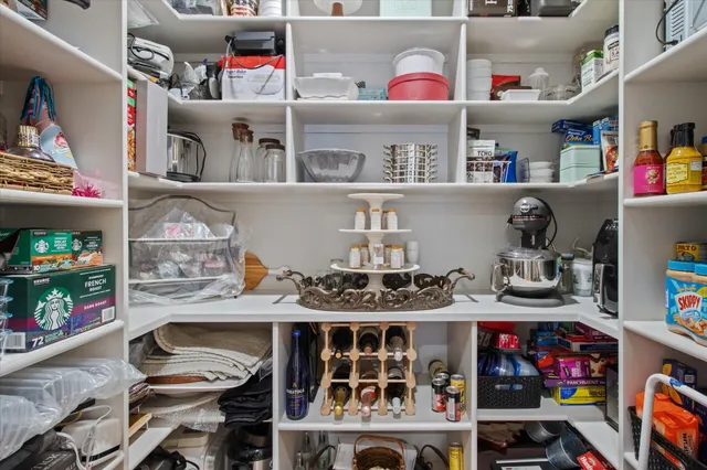 $1,138,000 | 3385 Wimbledon Drive, Redding, CA 96002