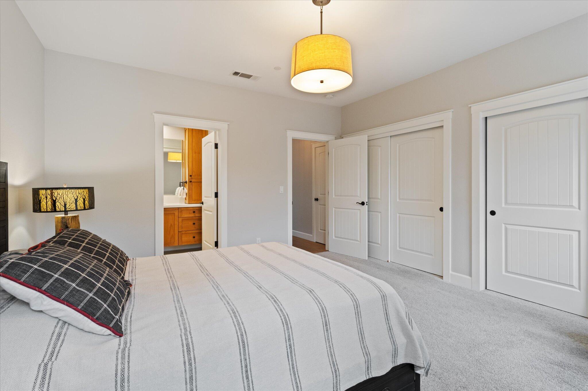 3385 Wimbledon Drive Redding, CA 96002 - Photo 41 of 87 041