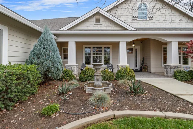 $1,138,000 | 3385 Wimbledon Drive, Redding, CA 96002