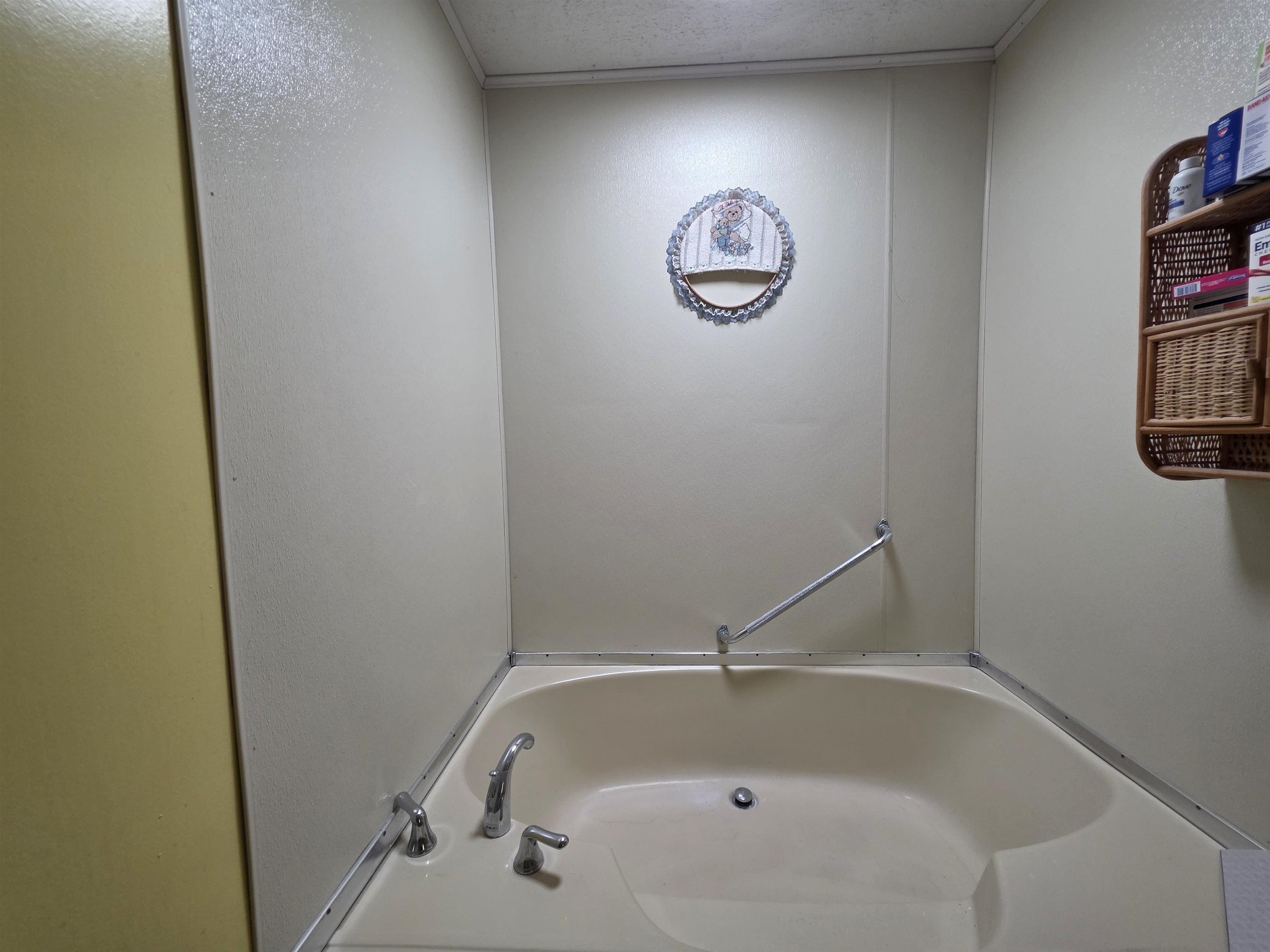 184 South Street Springfield, VT 05156 - Photo 17 of 27
