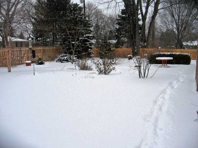 2114 Chardon Road Columbus, OH 43220 - Photo 4 of 17