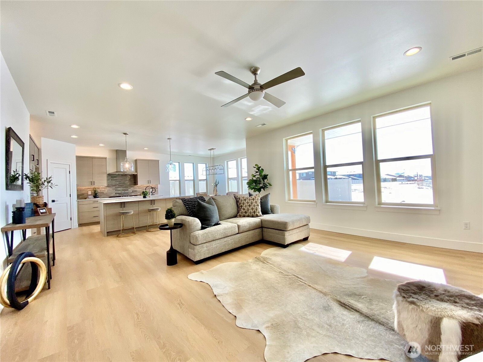 100 East Chinook Road Ellensburg, WA 98926 - Photo 5 of 28 Gallery Image 5