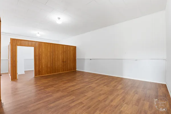 $600 | 19 South Green Street, Unit 1, Piper City, IL 60959