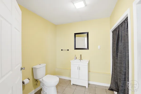 $600 | 19 South Green Street, Unit 1, Piper City, IL 60959