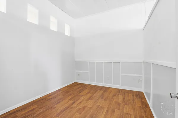 wooden floor in a room