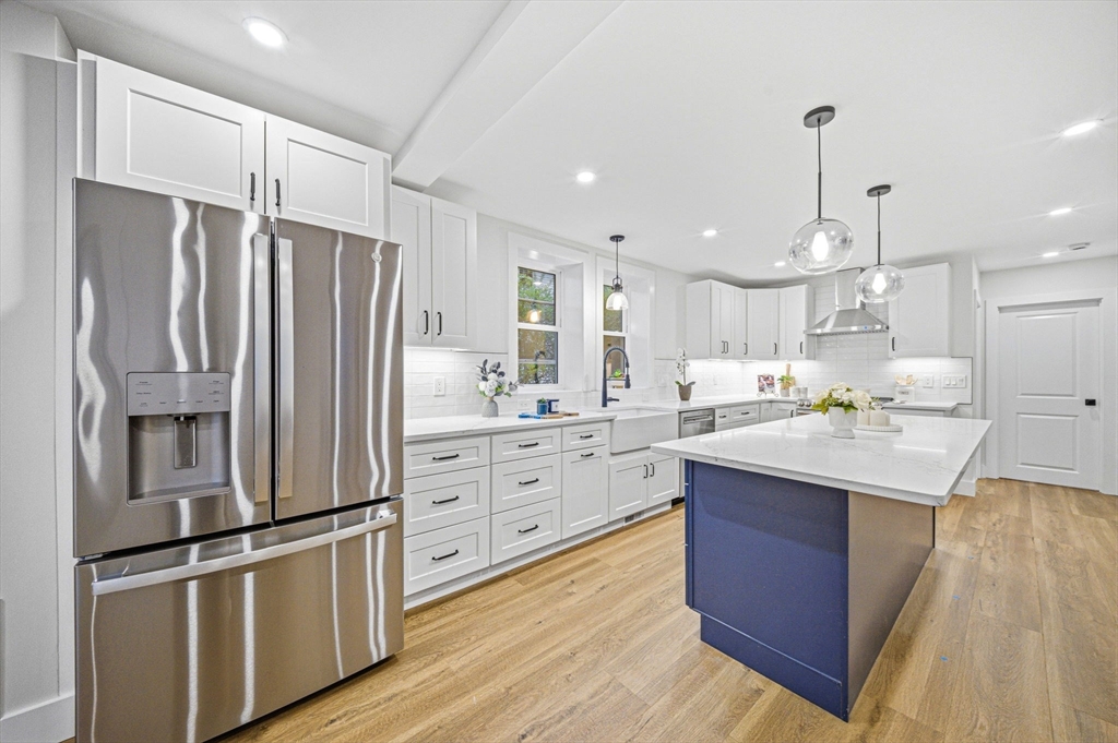 52 Rangeley Road, Unit 52 Newton, MA 02465 - Photo 12 of 41