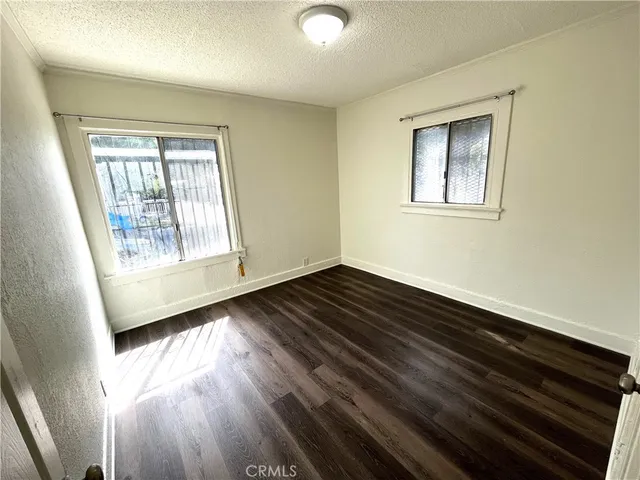 $1,895 | 6007 Harvard Boulevard, Los Angeles, CA 90047