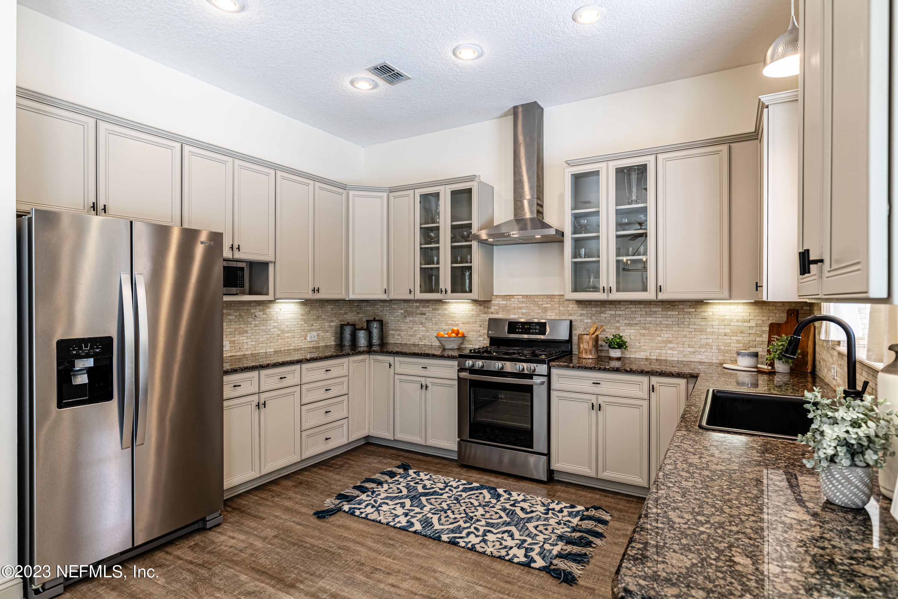 873 Eagle Point Drive St. Augustine, FL 32092 - Photo 17 of 68 Kitchen