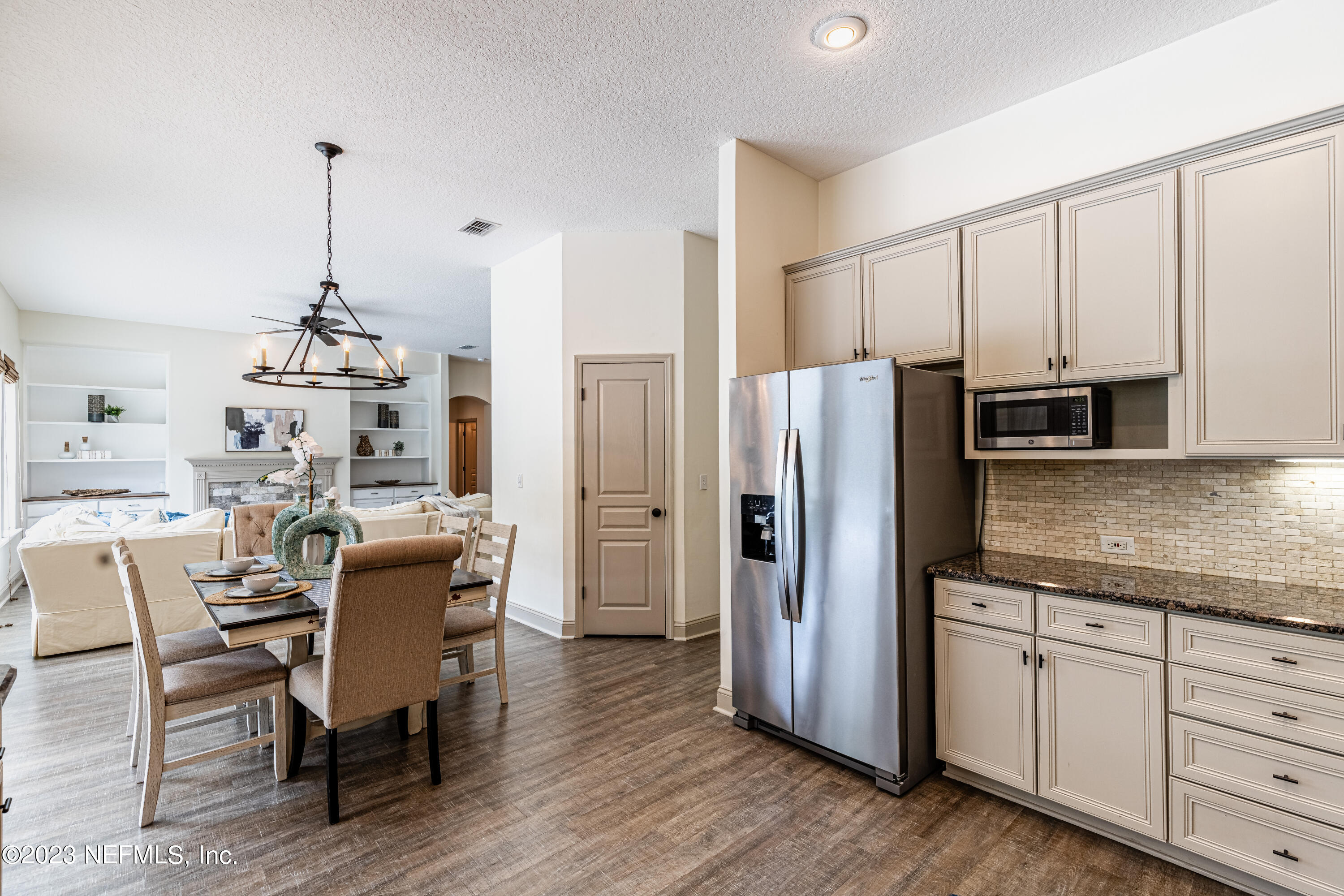 873 Eagle Point Drive St. Augustine, FL 32092 - Photo 20 of 68 Kitchen/Eat-In