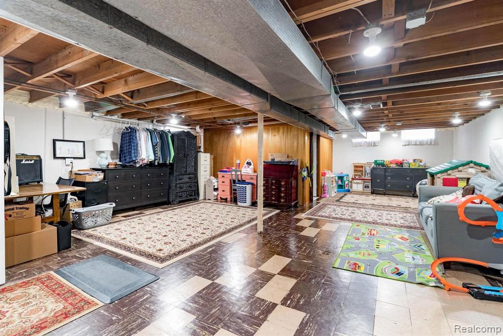 27815 Peppermill Road Farmington Hills, MI 48331 - Photo 20 of 30