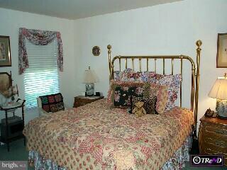 1634 Covington Road Yardley, PA 19067 - Photo 5 of 6 Gallery Image 5