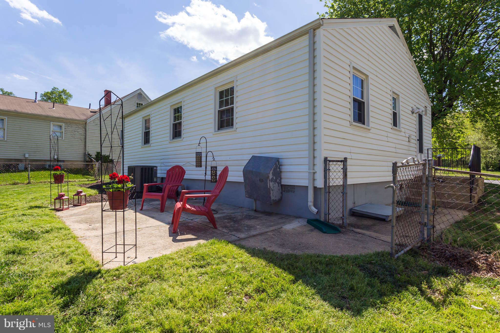 5615 Norton Road Alexandria, VA 22303 - Photo 18 of 25 Exterior (Rear)