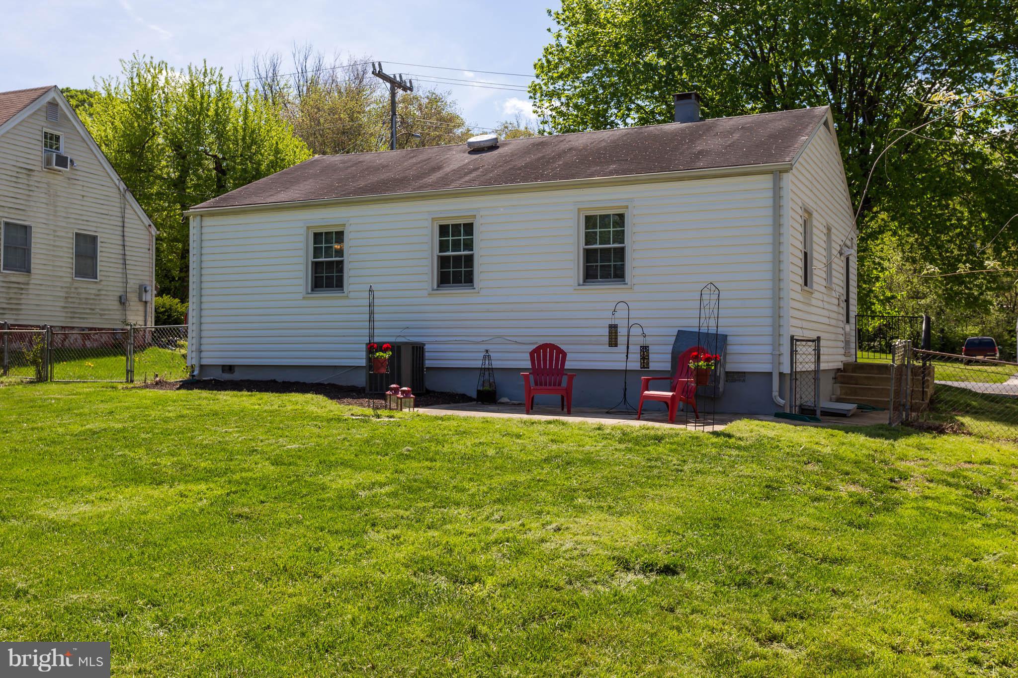 5615 Norton Road Alexandria, VA 22303 - Photo 19 of 25 Exterior (Rear)