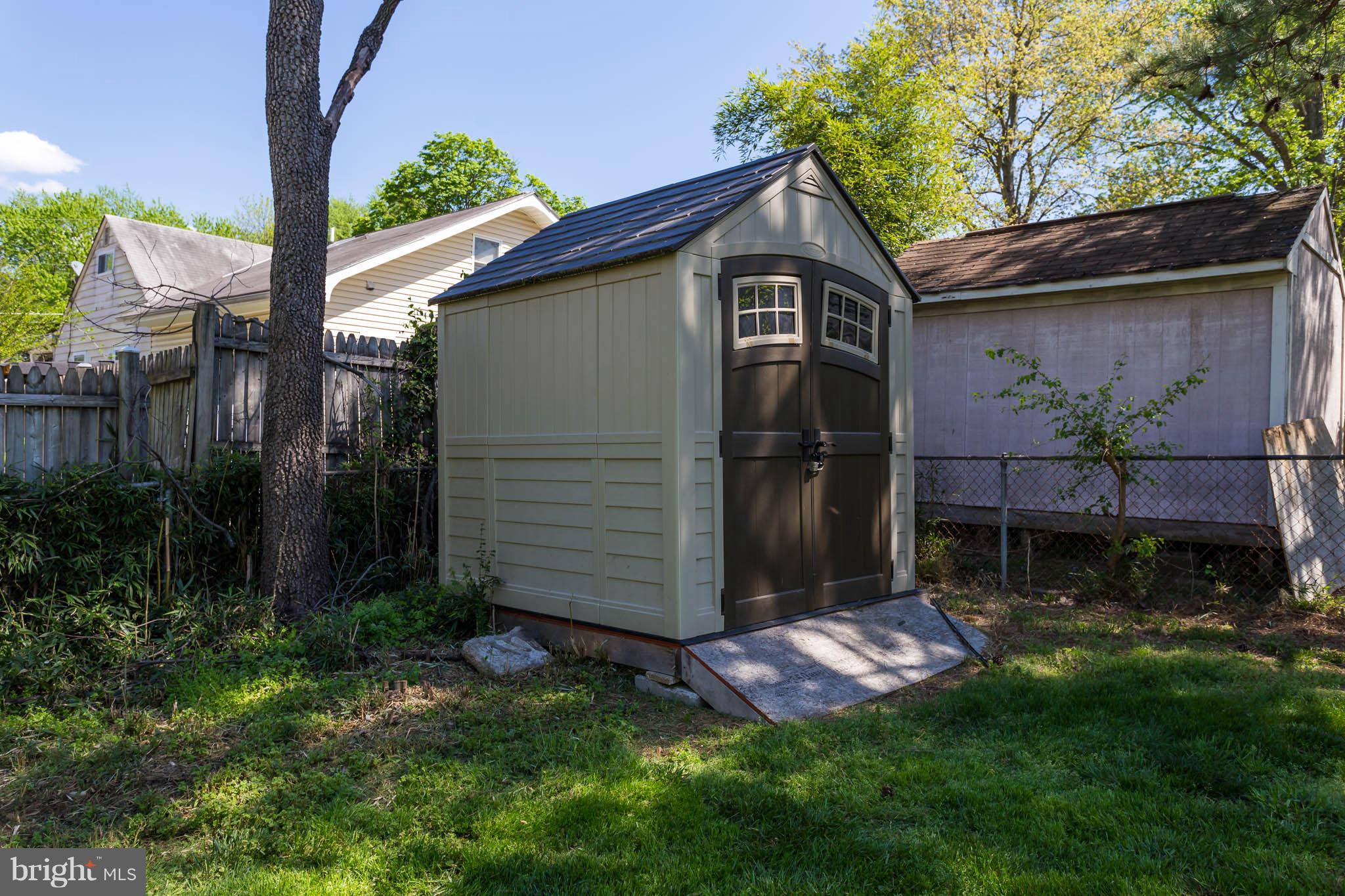 5615 Norton Road Alexandria, VA 22303 - Photo 21 of 25 Exterior (Rear)