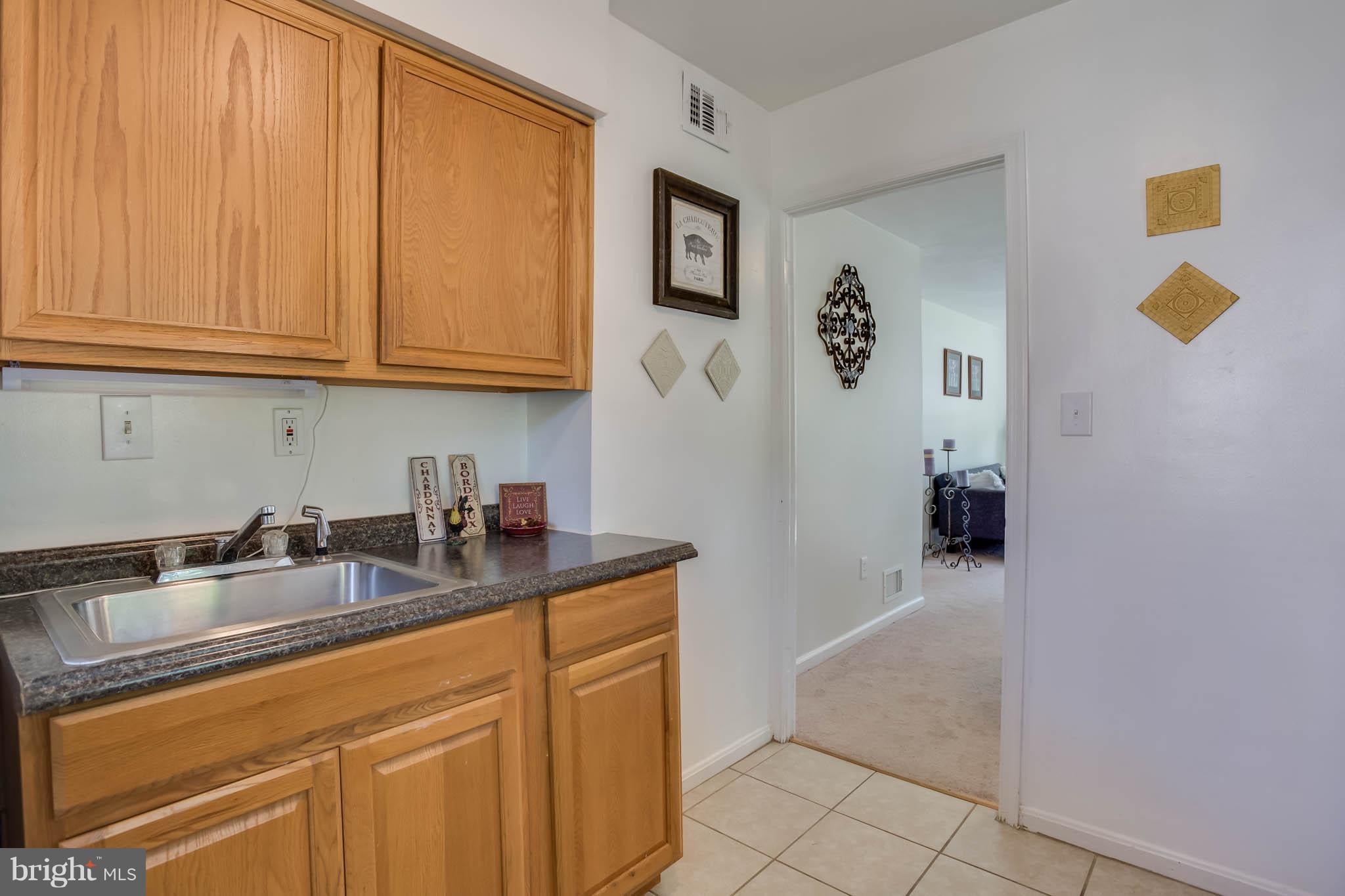 5615 Norton Road Alexandria, VA 22303 - Photo 10 of 25 Kitchen