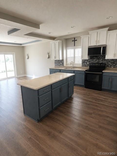 10562 Racine Circle Commerce City, CO 80022 - Photo 2 of 15