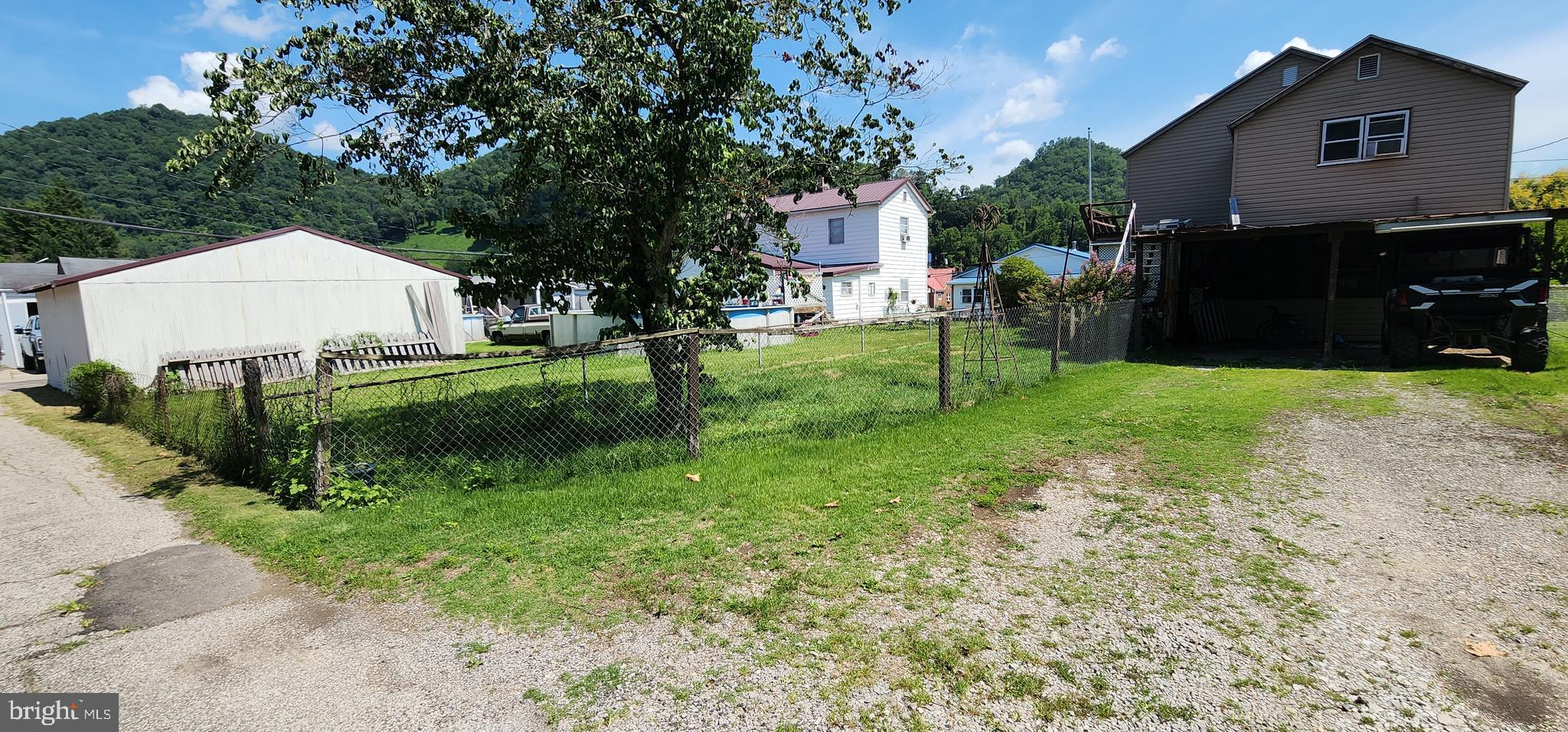 502 Alexander Street Cedar Grove, WV 25039 - Photo 11 of 63